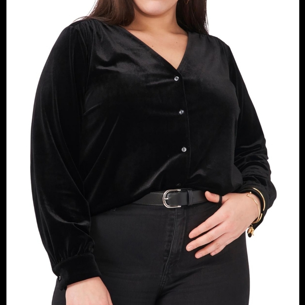 Velvet Green Top - Picture 6 of 6